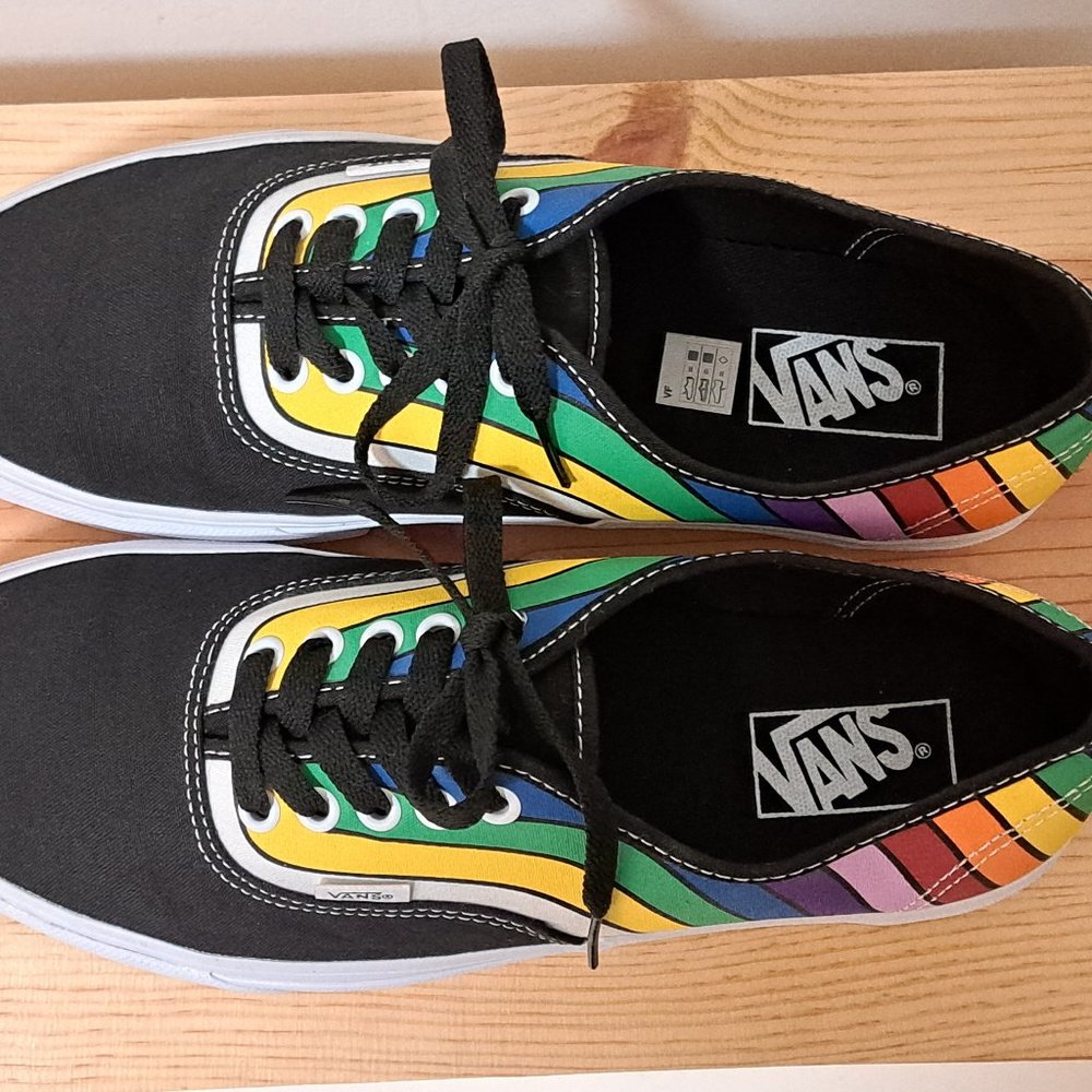 Vans Authentic Refract Black/True White/Multi Siz… - image 8